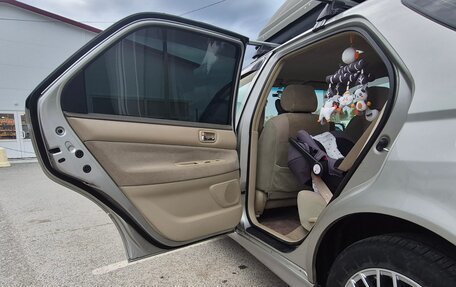 Toyota Vista V30, 2001 год, 550 000 рублей, 17 фотография