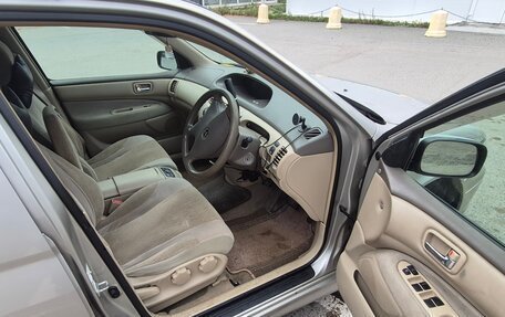 Toyota Vista V30, 2001 год, 550 000 рублей, 16 фотография