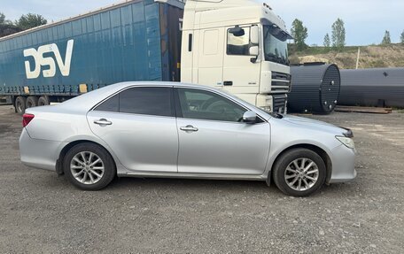 Toyota Camry, 2012 год, 1 860 000 рублей, 2 фотография
