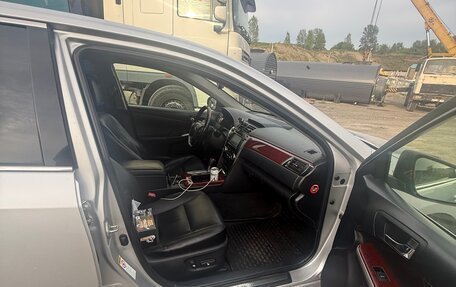 Toyota Camry, 2012 год, 1 860 000 рублей, 8 фотография