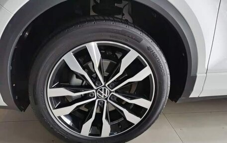 Volkswagen T-Roc I, 2021 год, 1 290 300 рублей, 5 фотография