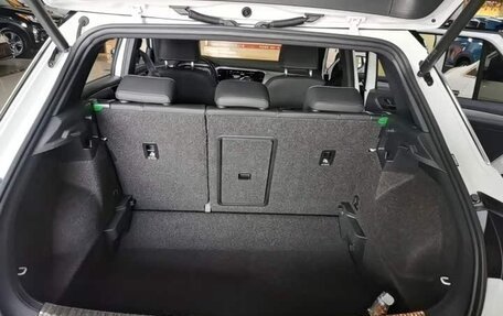 Volkswagen T-Roc I, 2021 год, 1 290 300 рублей, 6 фотография