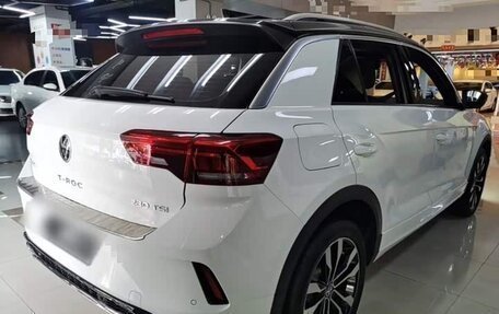 Volkswagen T-Roc I, 2021 год, 1 290 300 рублей, 12 фотография