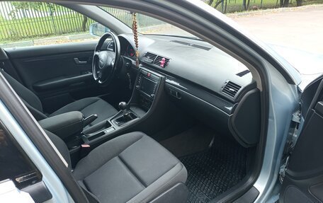 Audi A4, 2003 год, 745 000 рублей, 10 фотография