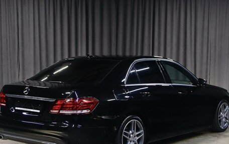 Mercedes-Benz E-Класс, 2013 год, 1 599 000 рублей, 2 фотография