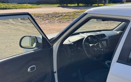 KIA Soul II рестайлинг, 2019 год, 1 600 000 рублей, 6 фотография