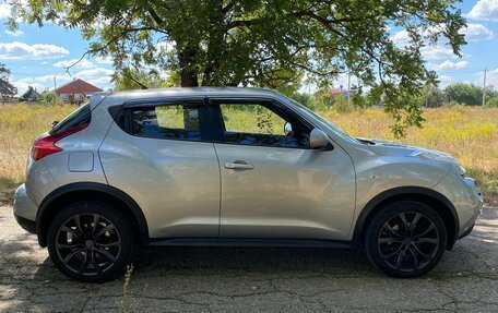 Nissan Juke II, 2011 год, 899 000 рублей, 7 фотография