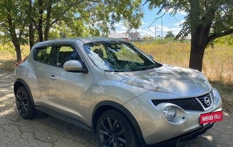 Nissan Juke II, 2011 год, 899 000 рублей, 10 фотография