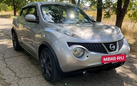 Nissan Juke II, 2011 год, 899 000 рублей, 13 фотография