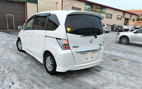 Honda Freed I, 2013 год, 1 200 000 рублей, 2 фотография