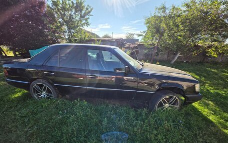 Mercedes-Benz E-Класс, 1992 год, 105 000 рублей, 6 фотография