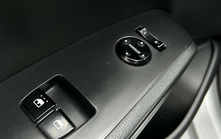 Hyundai Solaris II рестайлинг, 2018 год, 1 270 000 рублей, 23 фотография