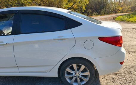 Hyundai Solaris II рестайлинг, 2013 год, 880 000 рублей, 14 фотография