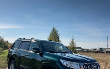 Toyota Land Cruiser Prado 150 рестайлинг 2, 2018 год, 4 200 000 рублей, 2 фотография