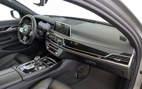 BMW 7 серия, 2021 год, 7 200 000 рублей, 11 фотография