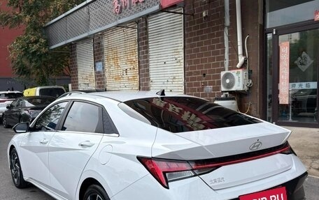 Hyundai Elantra, 2023 год, 1 590 000 рублей, 6 фотография