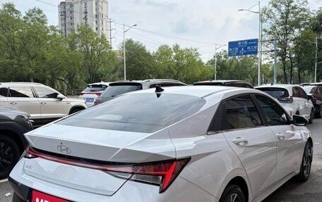 Hyundai Elantra, 2023 год, 1 590 000 рублей, 4 фотография