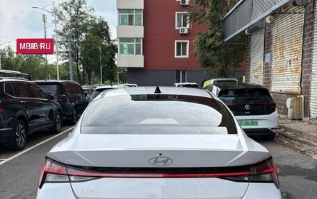 Hyundai Elantra, 2023 год, 1 590 000 рублей, 5 фотография