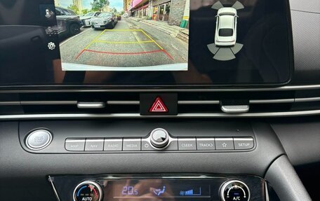 Hyundai Elantra, 2023 год, 1 590 000 рублей, 13 фотография