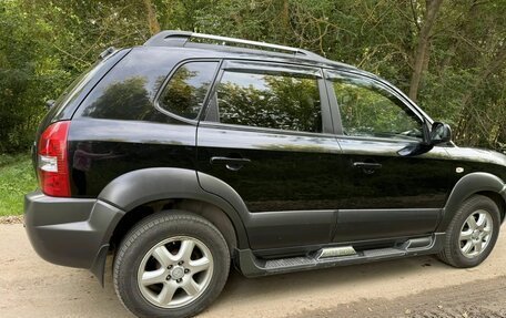Hyundai Tucson III, 2009 год, 750 000 рублей, 3 фотография