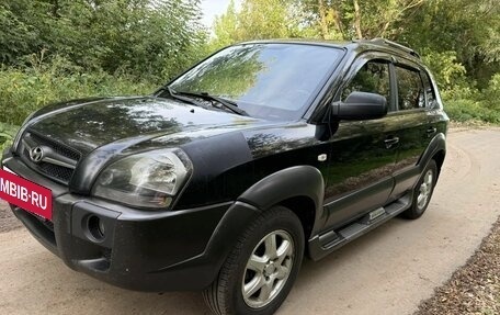 Hyundai Tucson III, 2009 год, 750 000 рублей, 2 фотография