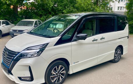 Nissan Serena IV, 2019 год, 2 400 000 рублей, 3 фотография