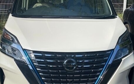 Nissan Serena IV, 2019 год, 2 400 000 рублей, 20 фотография