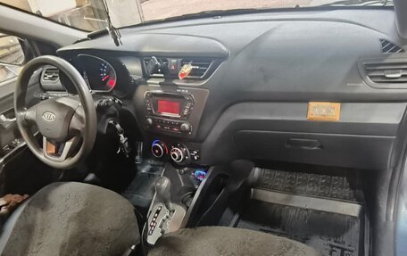 KIA Rio III рестайлинг, 2012 год, 920 000 рублей, 14 фотография