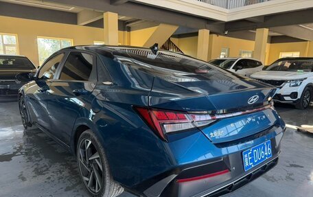Hyundai Elantra, 2023 год, 1 580 000 рублей, 7 фотография