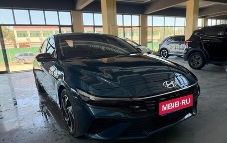 Hyundai Elantra, 2023 год, 1 580 000 рублей, 3 фотография