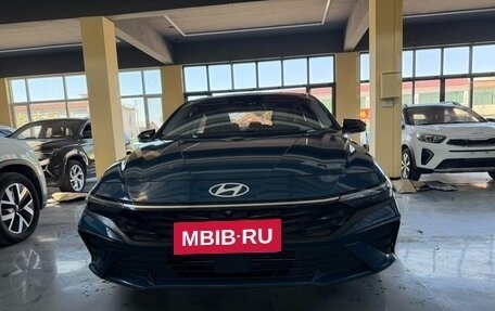 Hyundai Elantra, 2023 год, 1 580 000 рублей, 2 фотография