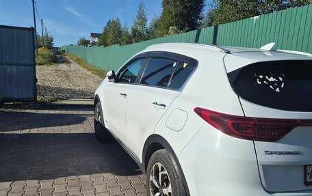 KIA Sportage IV рестайлинг, 2018 год, 1 900 000 рублей, 2 фотография