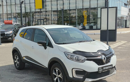 Renault Kaptur I рестайлинг, 2018 год, 1 070 000 рублей, 3 фотография