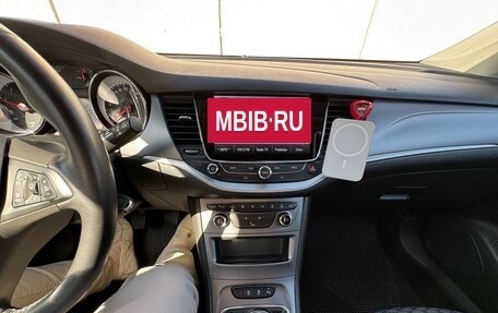 Opel Astra K, 2019 год, 1 330 000 рублей, 6 фотография
