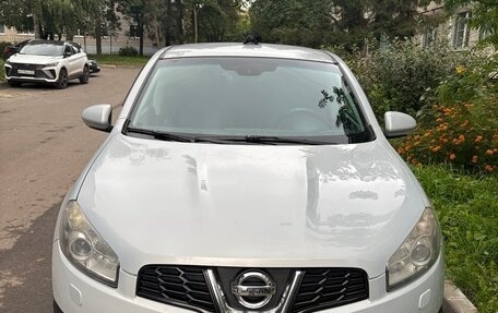 Nissan Qashqai, 2011 год, 999 000 рублей, 1 фотография