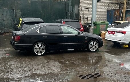 Lexus GS II рестайлинг, 2001 год, 450 000 рублей, 1 фотография