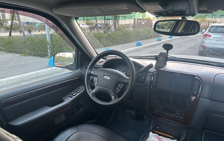 Ford Explorer III, 2002 год, 749 000 рублей, 13 фотография