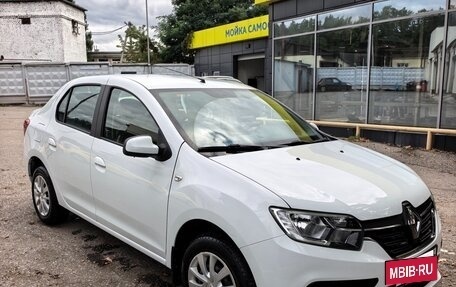 Renault Logan II, 2021 год, 940 000 рублей, 2 фотография