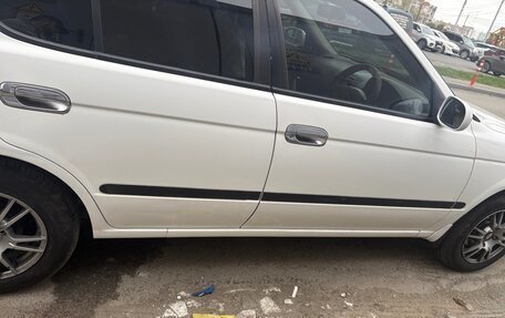 Nissan Sunny B15, 2001 год, 300 000 рублей, 1 фотография
