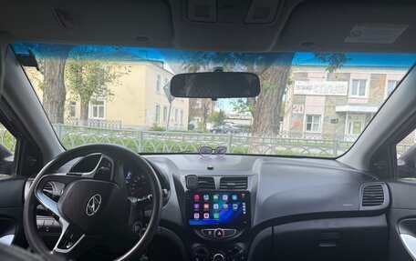 Hyundai Solaris II рестайлинг, 2013 год, 950 000 рублей, 6 фотография