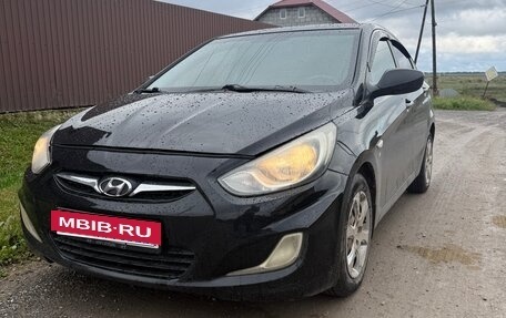 Hyundai Solaris II рестайлинг, 2013 год, 950 000 рублей, 3 фотография