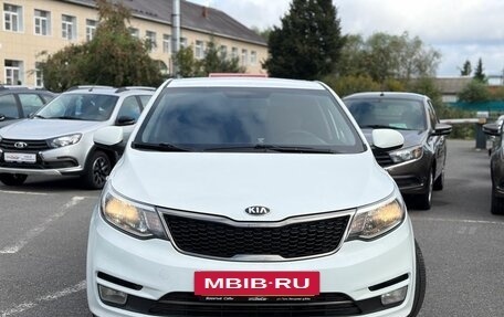 KIA Rio III рестайлинг, 2015 год, 967 000 рублей, 2 фотография
