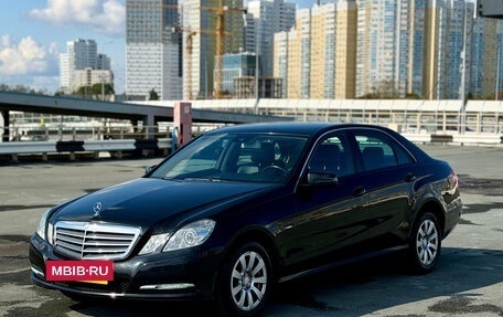 Mercedes-Benz E-Класс, 2010 год, 1 489 000 рублей, 4 фотография