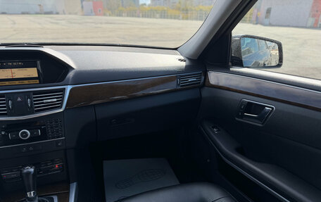 Mercedes-Benz E-Класс, 2010 год, 1 489 000 рублей, 25 фотография