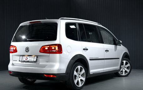 Volkswagen Touran III, 2011 год, 1 199 000 рублей, 8 фотография