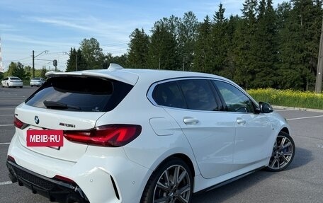 BMW 1 серия, 2021 год, 4 350 000 рублей, 2 фотография