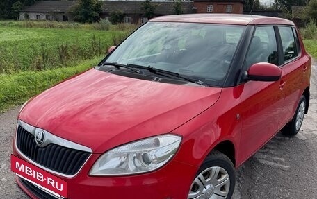 Skoda Fabia II, 2013 год, 600 000 рублей, 2 фотография