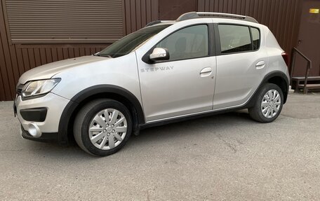 Renault Sandero II рестайлинг, 2015 год, 621 000 рублей, 4 фотография