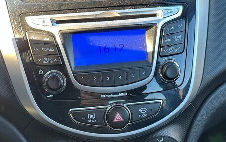 Hyundai Solaris II рестайлинг, 2013 год, 570 000 рублей, 6 фотография