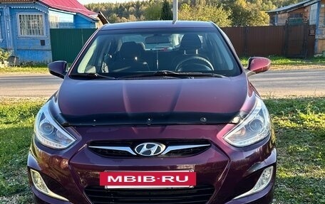 Hyundai Solaris II рестайлинг, 2013 год, 570 000 рублей, 5 фотография
